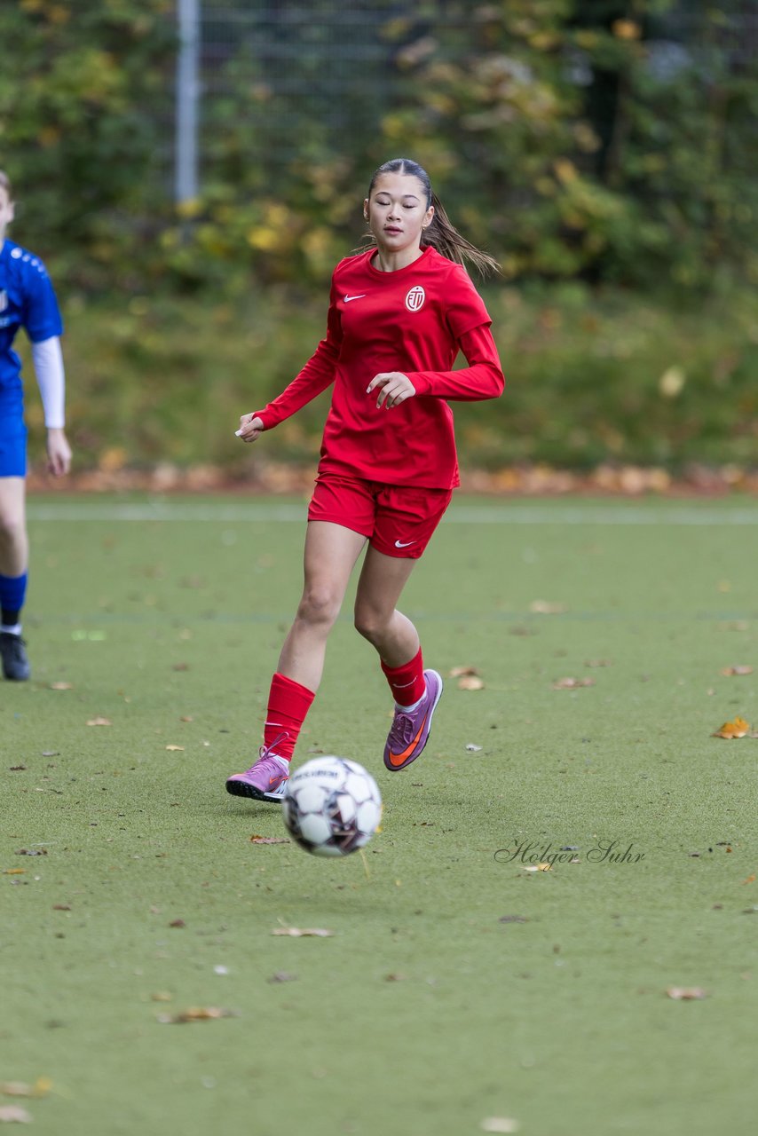 Bild 188 - wCJ Eimsbuettler TV - FC Rosengarten : Ergebnis: 2:0